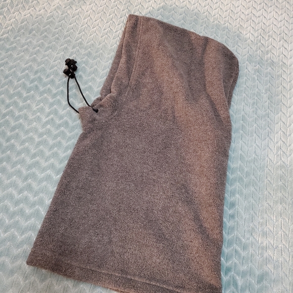 Men's Hooded Scarf - Picture 5 of 5